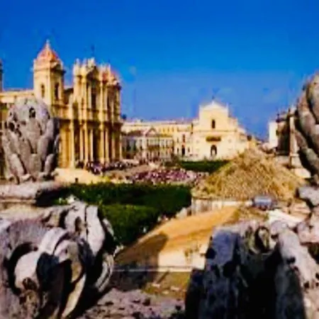 The Stone Garden Noto